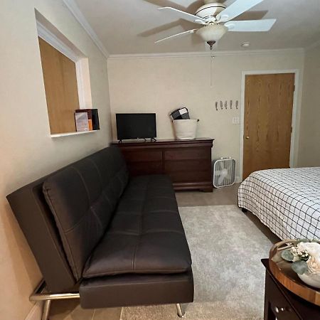 Near Airport Guest Suite Anchorage Dış mekan fotoğraf